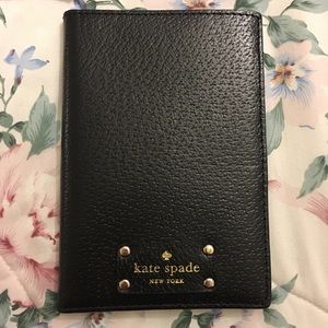 NEW KATE SPADE NEW YORK LEATHER PASSPORT HOLDER