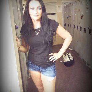 Meet your Posher, Alicia