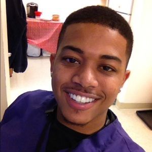 Meet your Posher, D'eara