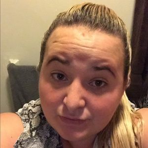 Meet your Posher, Bobbi