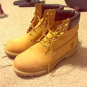 Original timberlands!! 9/10 Great condition!!