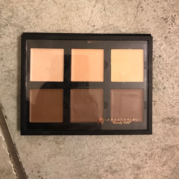 Anastasia Cream Contour Kit in Light