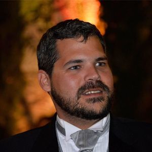 Meet your Posher, Ernesto