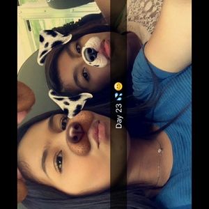 Meet your Posher, Leslie