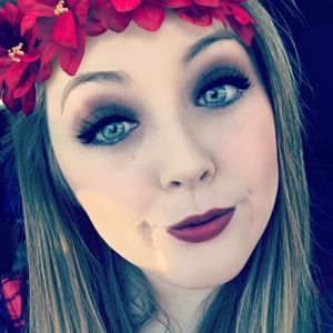 Meet your Posher, Deanna