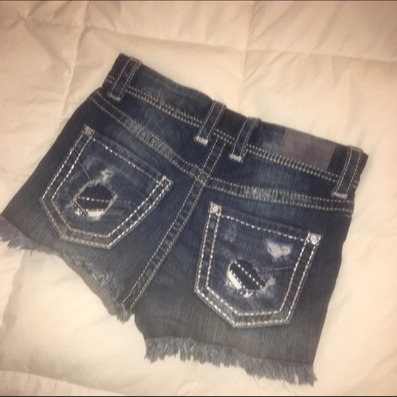Buckle high waisted shorts. Size 29