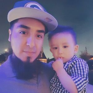 Meet your Posher, Carlos