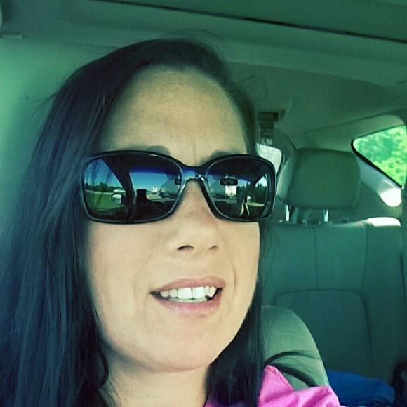 Meet your Posher, Cindy