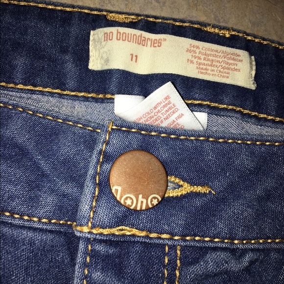 Jeans - Picture 2 of 3