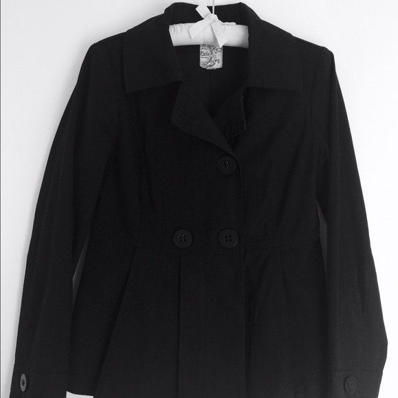 Pleated Black Jacket by Tulle