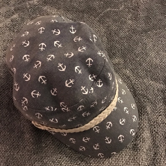Anchor beret