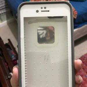 iPhone life proof phone case
