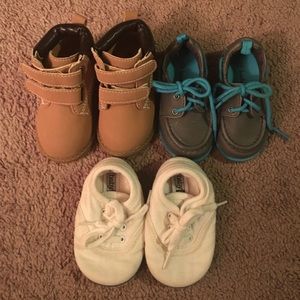 ⛔️SOLD⛔️Infant shoes size 3. ❌boots pair sold❌