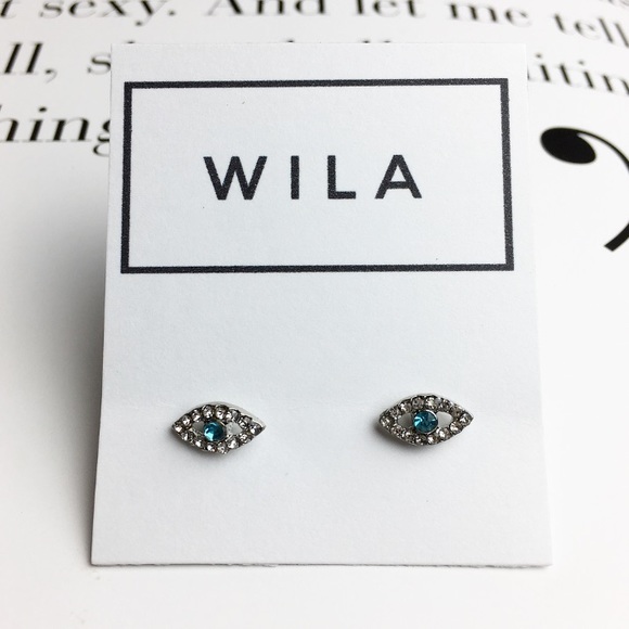 WILA Jewelry - LAST 1! Crystal stud earrings blue eye boho silver