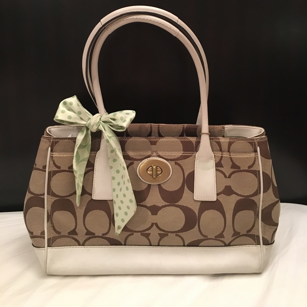 ❌ gifted❌  Coach Madeline tote