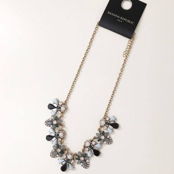 Banana Republic Factory Statement Necklace - Picture 2 of 2