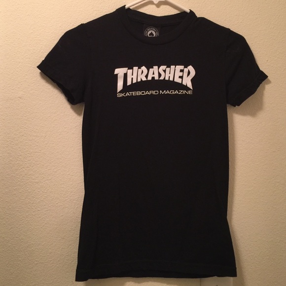 Theater Women's fitted tee sz shirt