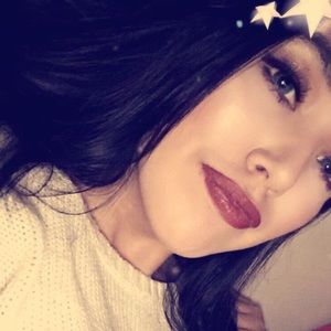 Meet your Posher, Aleisha rose