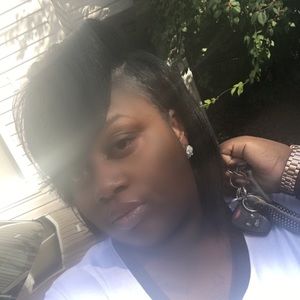 Meet your Posher, Laci