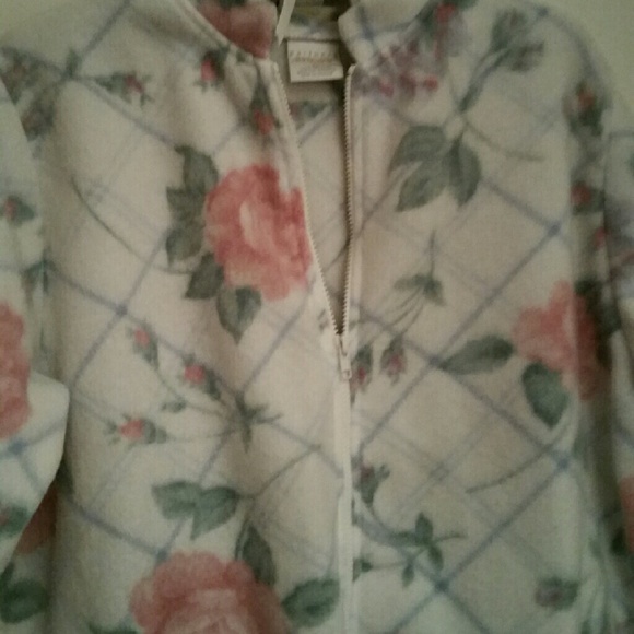 ROBE Full length Front Zip