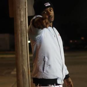 Meet your Posher, Vino