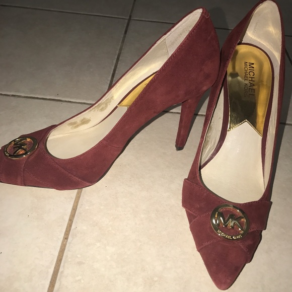 Michael Kors logo heels Maroon
