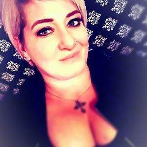 Meet your Posher, Sierra