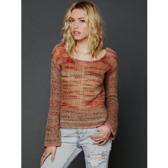 🌵FREE PEOPLE🌵SUNSET BELL SLEEVE SWEATER - Picture 1 of 4