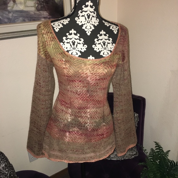 🌵FREE PEOPLE🌵SUNSET BELL SLEEVE SWEATER - Picture 4 of 4