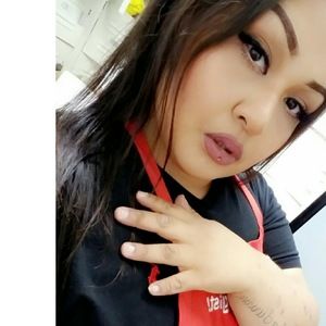 Meet your Posher, Selina