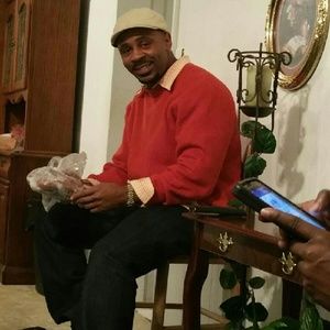 Meet your Posher, Lawrence