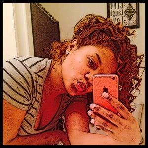 Meet your Posher, Niesha