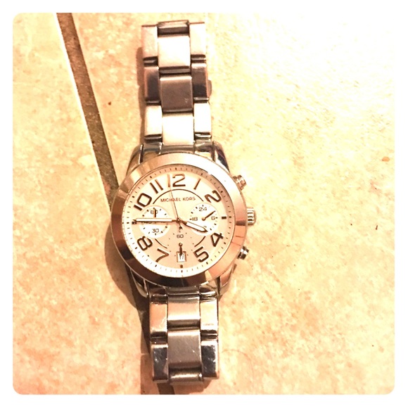Authentic MK watch - Picture 1 of 1
