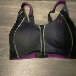 Under armour sports bra 32DD