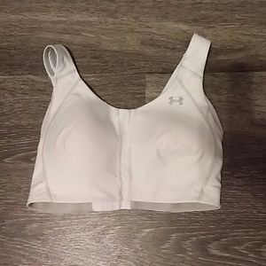 Very nice condition under armour white sports bra