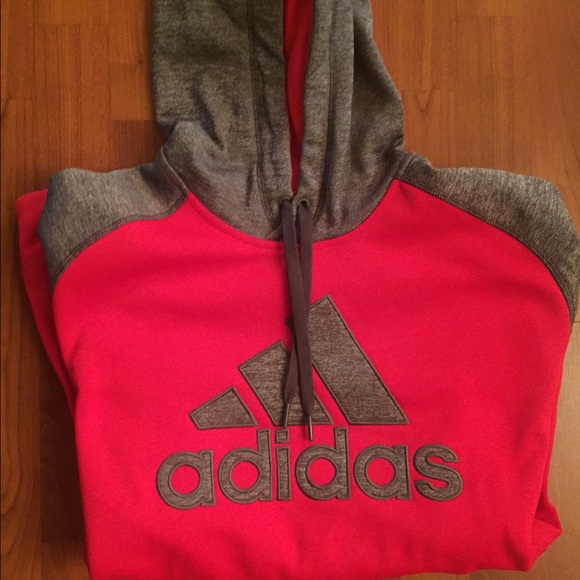 🎉🎉Brand new without tags adidas hoodie🎉🎉