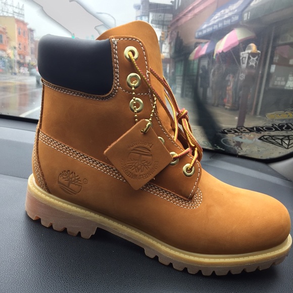 Timberland Boots - Picture 3 of 4