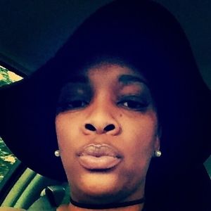 Meet your Posher, Ash