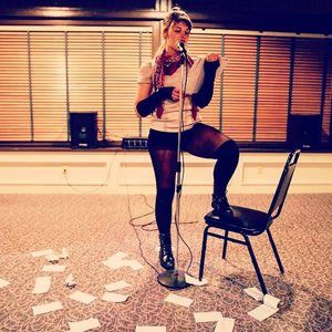 Meet your Posher, Helen