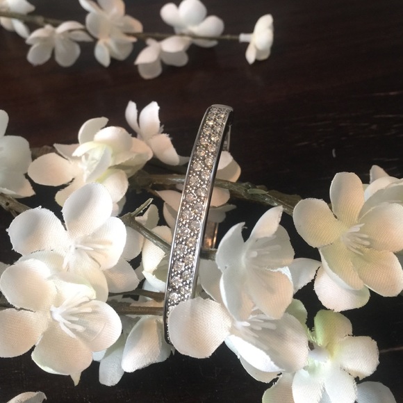 Sparkly bracelet