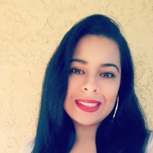 Meet your Posher, Monica