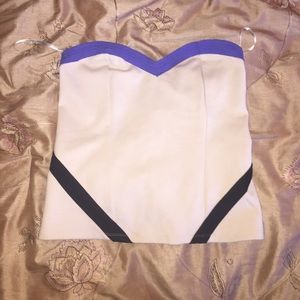 ❗️NWT❗️Strapless beige top w/purple & black detail