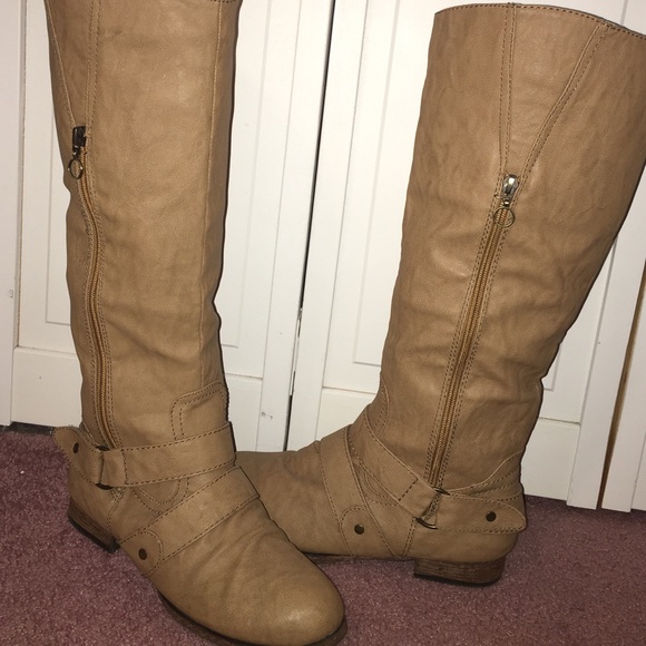 PLEASE BUY!! Tan riding boots