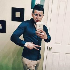 Meet your Posher, Erick