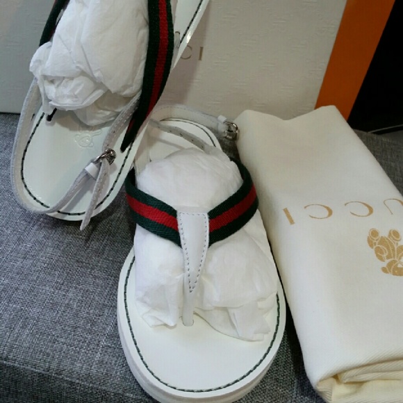 Gucci girls sandals with buckle Authentic