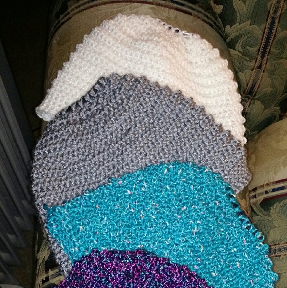Ponytail crochet hat