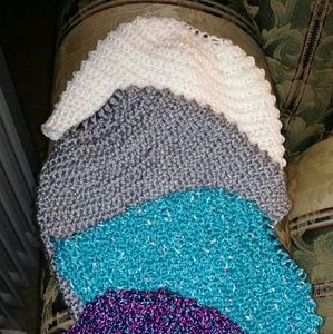 Ponytail crochet hat