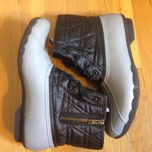 Sperry women's saltwater duck booties