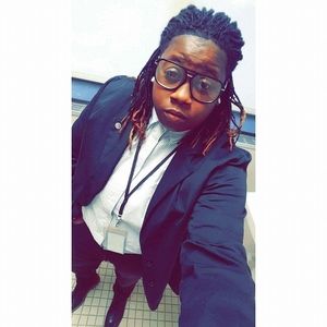 Meet your Posher, Lex