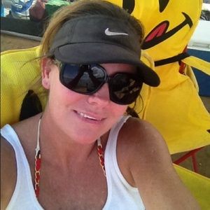 Meet your Posher, Leigh